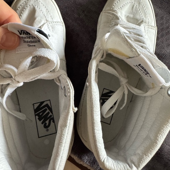 VANS - Picture 5 of 6